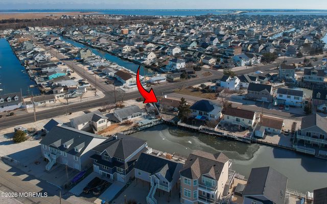 4 Rona Lane, Beach Haven West, NJ 08050