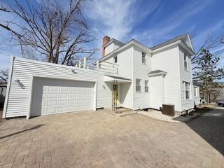 609 Lake Boulevard NE, Bemidji, MN 56601