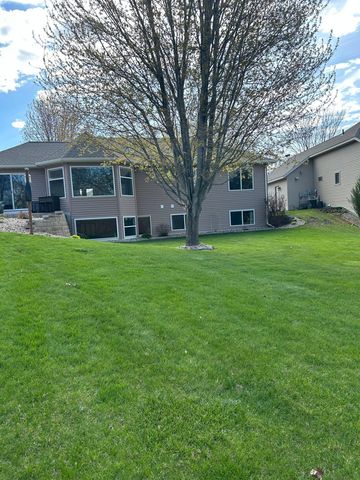 3221 Eagle Ridge Drive W, Willmar, MN 56201