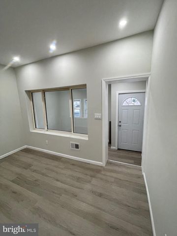 729 N 10TH ST, Camden, NJ 08102