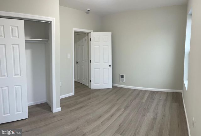 729 N 10TH ST, Camden, NJ 08102