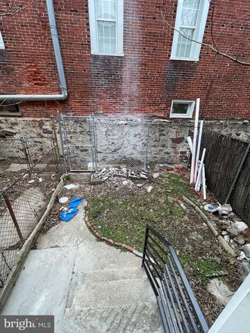 729 N 10TH ST, Camden, NJ 08102