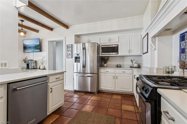 4002 Chesapeake AVE, Hampton, VA 23669