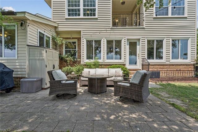4002 Chesapeake AVE, Hampton, VA 23669