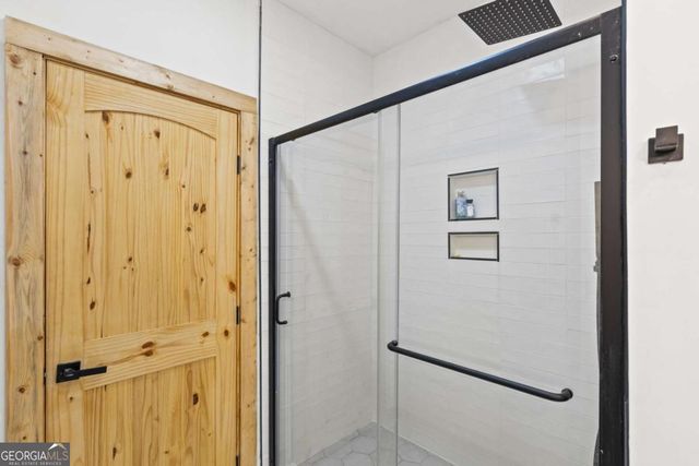 38 Friendly Lane, Mccaysville, GA 30555