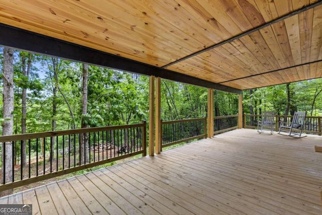 38 Friendly Lane, Mccaysville, GA 30555