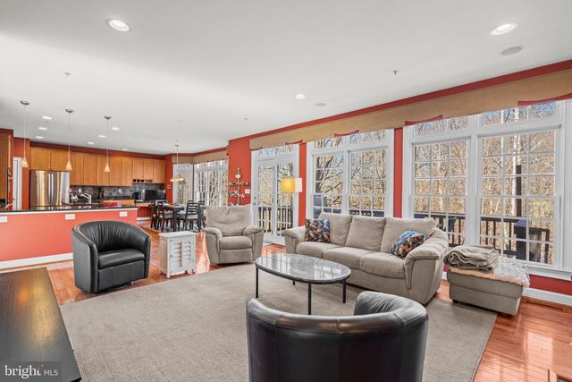 509 OAK KNOLL TER, Rockville, MD 20850