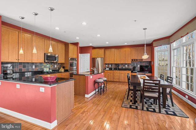 509 OAK KNOLL TER, Rockville, MD 20850