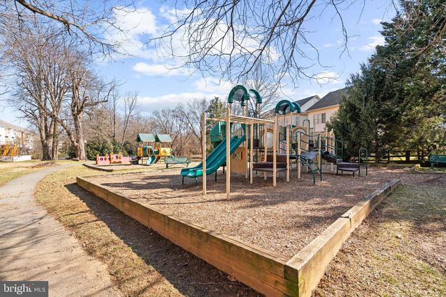 509 OAK KNOLL TER, Rockville, MD 20850