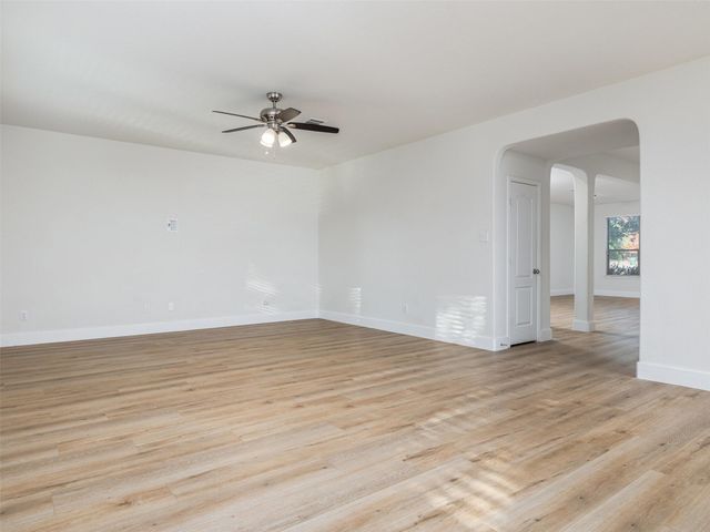 323 Settlers Home DR, Cedar Park, TX 78613