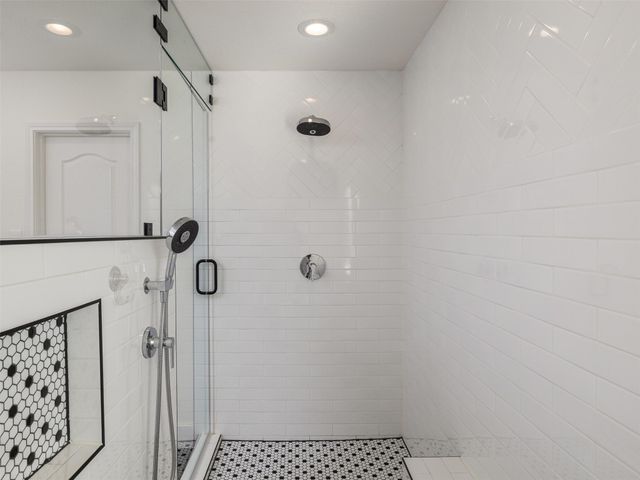 323 Settlers Home DR, Cedar Park, TX 78613