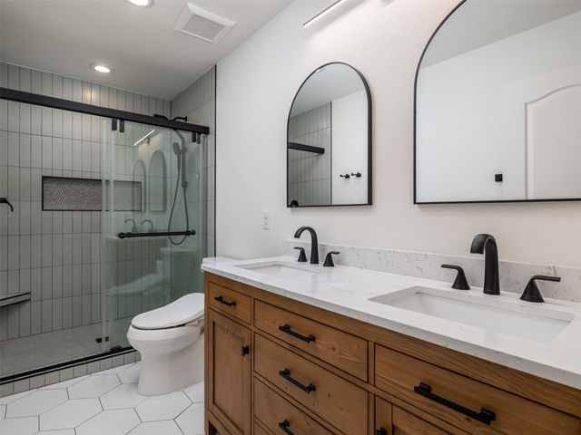 323 Settlers Home DR, Cedar Park, TX 78613