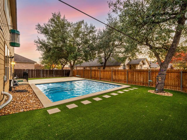 323 Settlers Home DR, Cedar Park, TX 78613