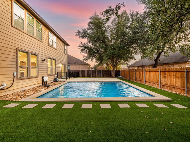 323 Settlers Home DR, Cedar Park, TX 78613