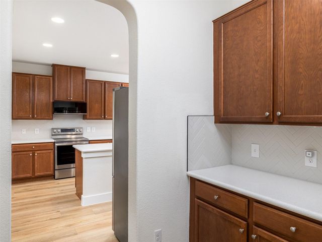 323 Settlers Home DR, Cedar Park, TX 78613