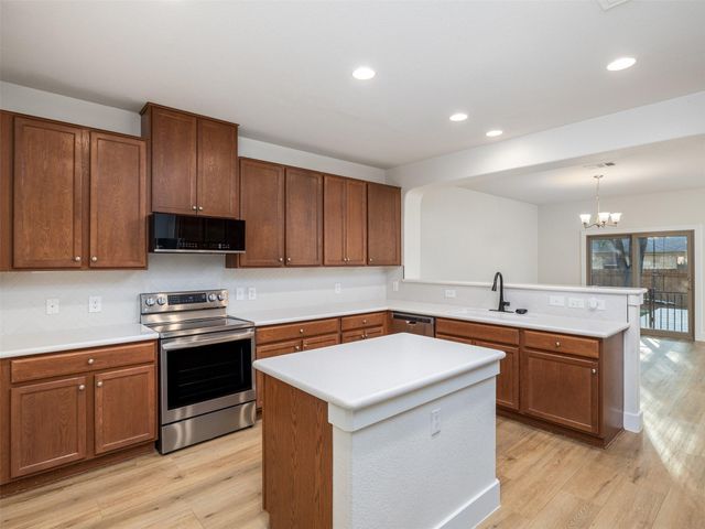 323 Settlers Home DR, Cedar Park, TX 78613