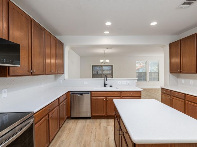 323 Settlers Home DR, Cedar Park, TX 78613