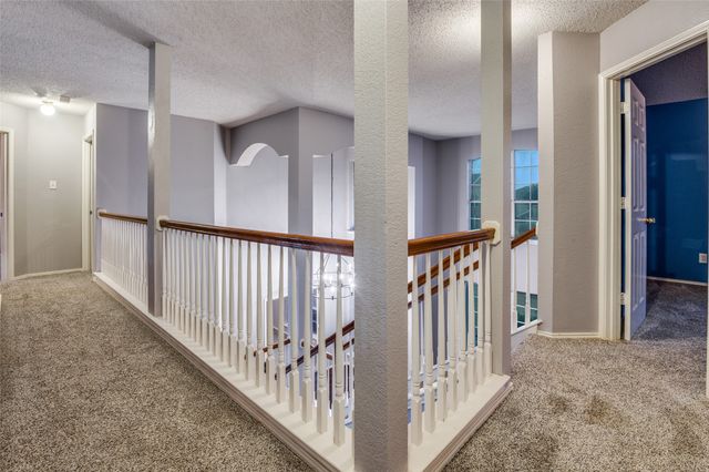 1215 Waterford Oaks Circle, Cedar Hill, TX 75104