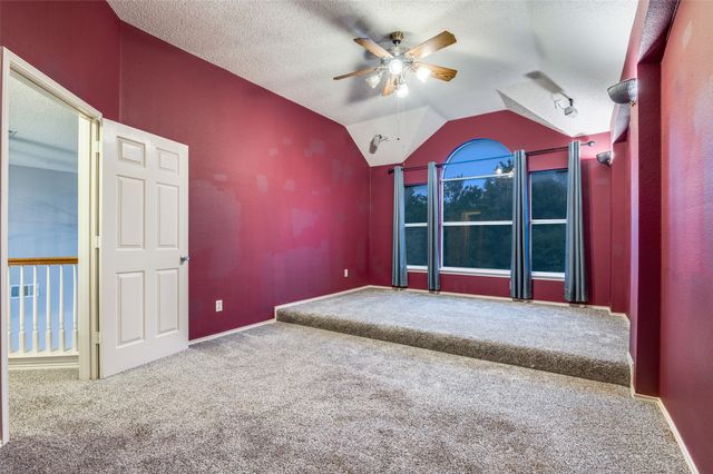 1215 Waterford Oaks Circle, Cedar Hill, TX 75104