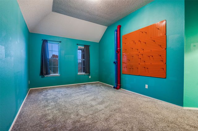 1215 Waterford Oaks Circle, Cedar Hill, TX 75104