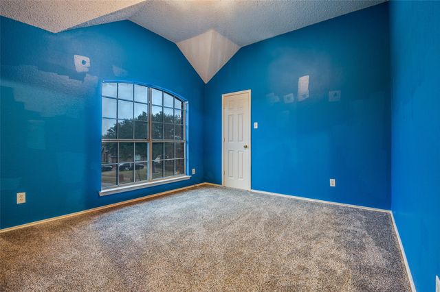 1215 Waterford Oaks Circle, Cedar Hill, TX 75104