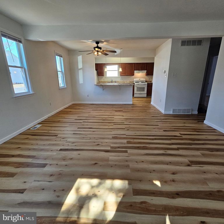 9 COTTAGE GATE RD, SICKLERVILLE, NJ 08081 — photo 5