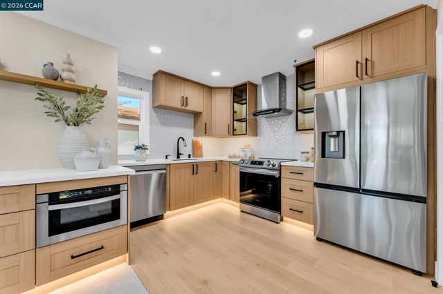 2825 Ptarmigan Drive 3, Walnut Creek, CA 94595