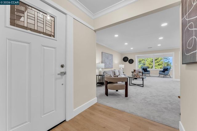 2825 Ptarmigan Drive 3, Walnut Creek, CA 94595