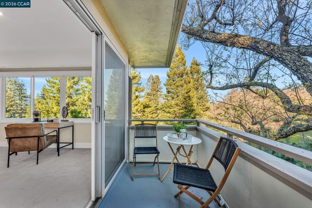 2825 Ptarmigan Drive 3, Walnut Creek, CA 94595