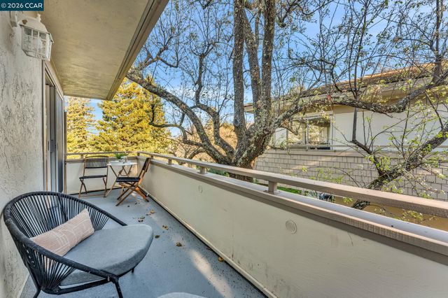 2825 Ptarmigan Drive 3, Walnut Creek, CA 94595