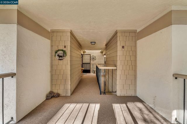 2825 Ptarmigan Drive 3, Walnut Creek, CA 94595