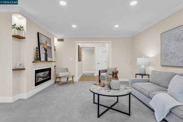 2825 Ptarmigan Drive 3, Walnut Creek, CA 94595