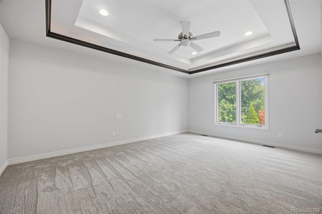 1786 Hartshorn Avenue, Troy, MI 48083