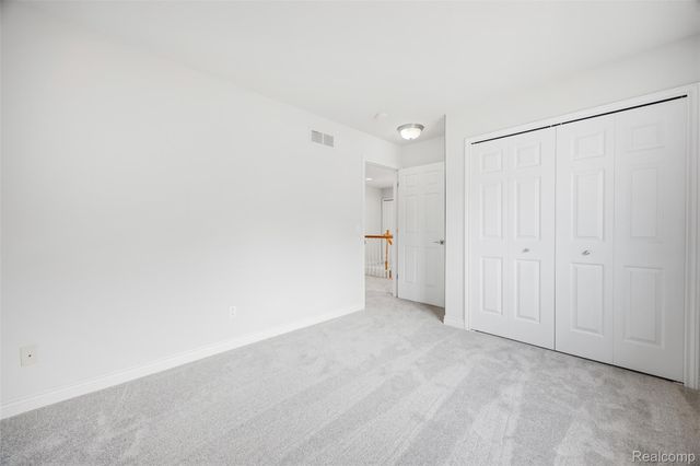 1786 Hartshorn Avenue, Troy, MI 48083