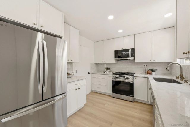 6728 Maury Drive, San Diego, CA 92119