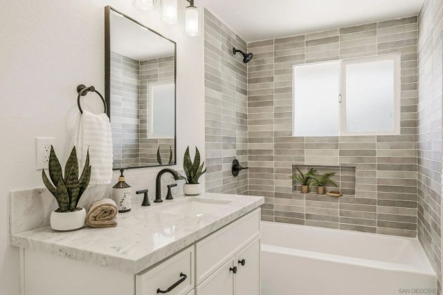 6728 Maury Drive, San Diego, CA 92119