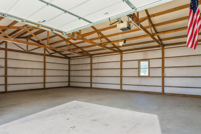 311 Downs Rd, Cumberland City, TN 37050