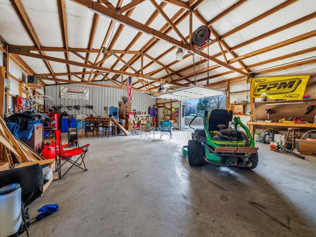 311 Downs Rd, Cumberland City, TN 37050