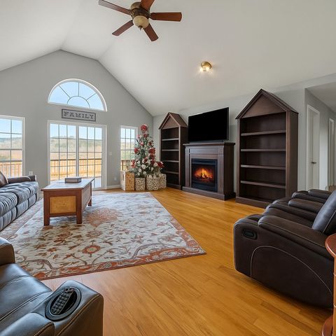 311 Downs Rd, Cumberland City, TN 37050