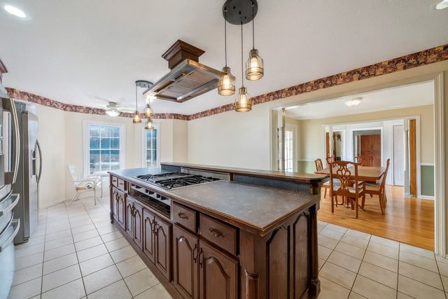 311 Downs Rd, Cumberland City, TN 37050