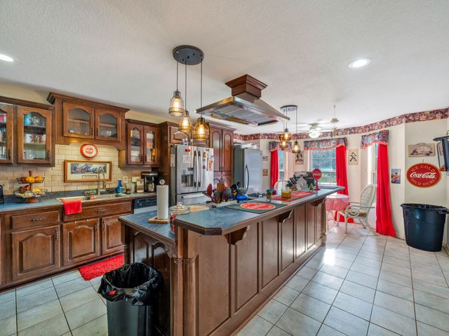 311 Downs Rd, Cumberland City, TN 37050