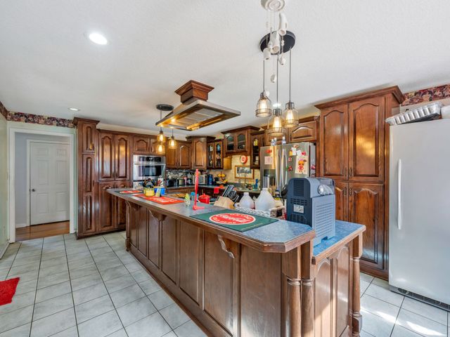 311 Downs Rd, Cumberland City, TN 37050