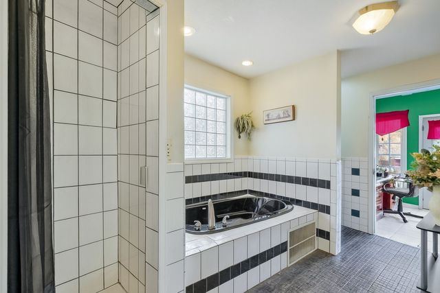 311 Downs Rd, Cumberland City, TN 37050