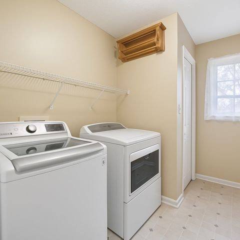 311 Downs Rd, Cumberland City, TN 37050