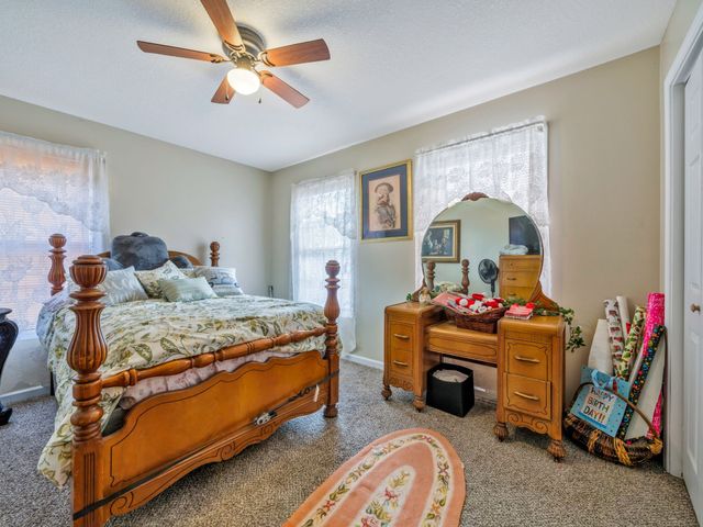 311 Downs Rd, Cumberland City, TN 37050