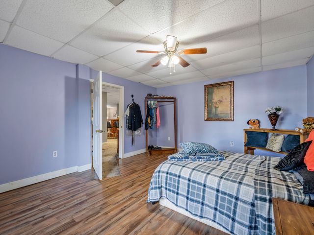 311 Downs Rd, Cumberland City, TN 37050