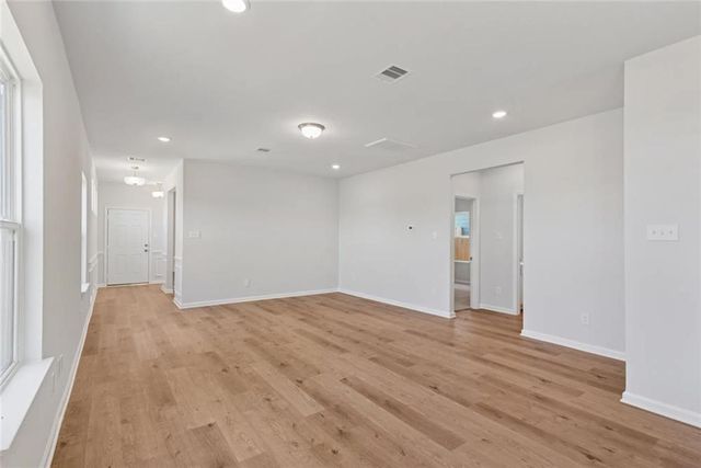 151 Red Oak Lane, Calhoun, GA 30701