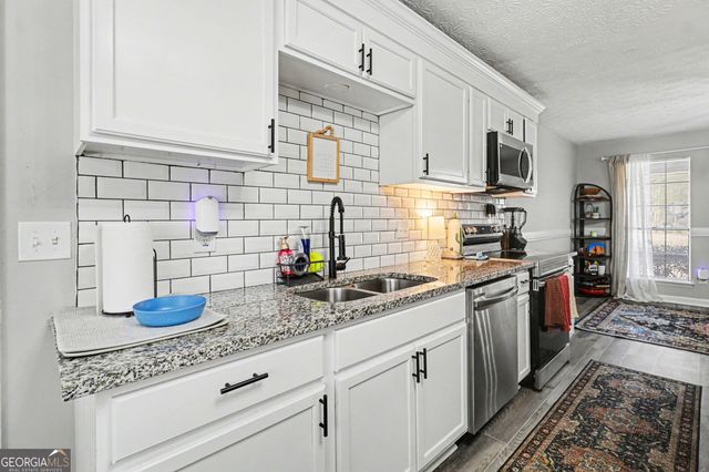 8059 Cedar Creek Ridge, Riverdale, GA 30274