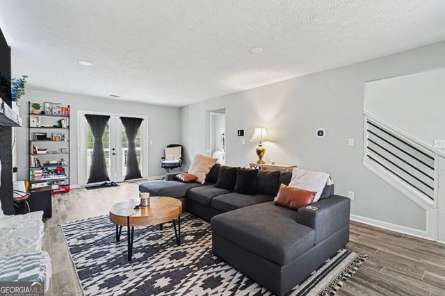 8059 Cedar Creek Ridge, Riverdale, GA 30274