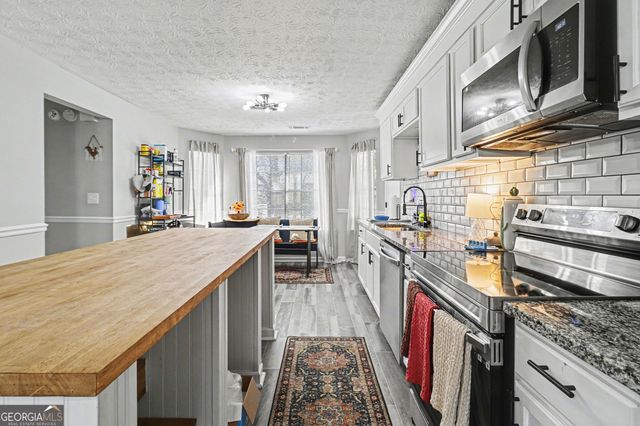 8059 Cedar Creek Ridge, Riverdale, GA 30274